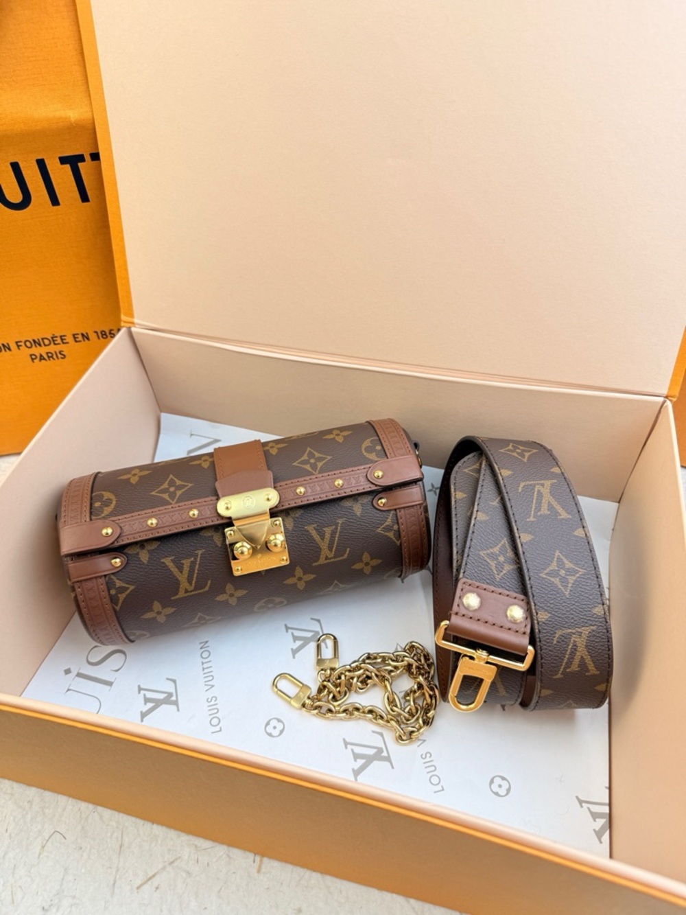 Louis Vuitton | Papillon Trunk Monogram | Mint Condition